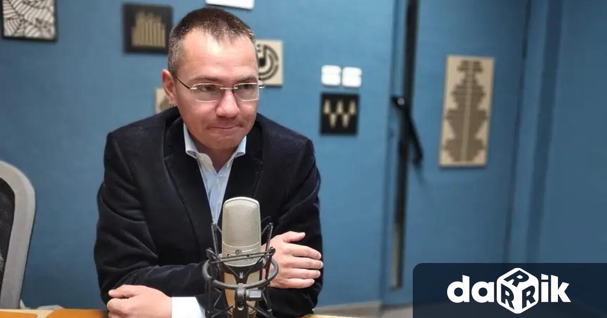 Представители на ВМРО се събраха на митинг до парламента в