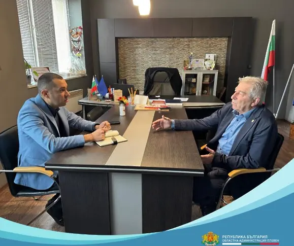 Областният управител инж. Мартин Мачев проведе работни срещи с кметовете на Община Никопол и Община Белене