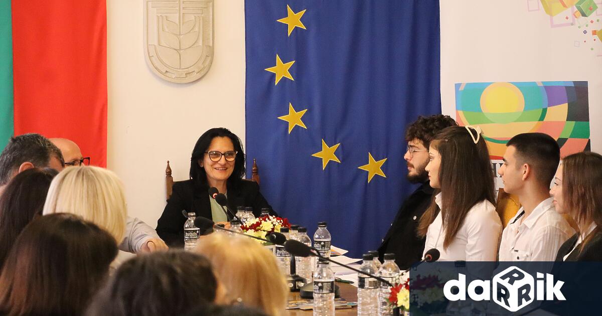 На 20 ноември СОНИК СТАРТ с управител Иван Иванов подписа