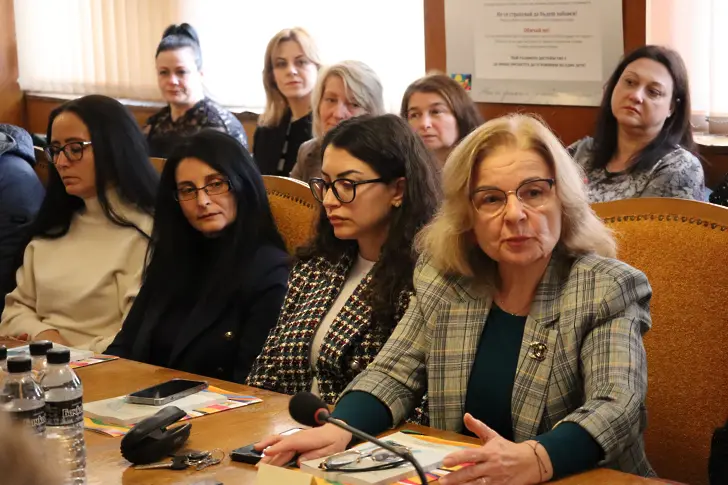  В град Левски СОНИК СТАРТ означи Световния ден на децата с Меморандум за поддръжка и танцов уъркшоп/СНИМКИ/ 