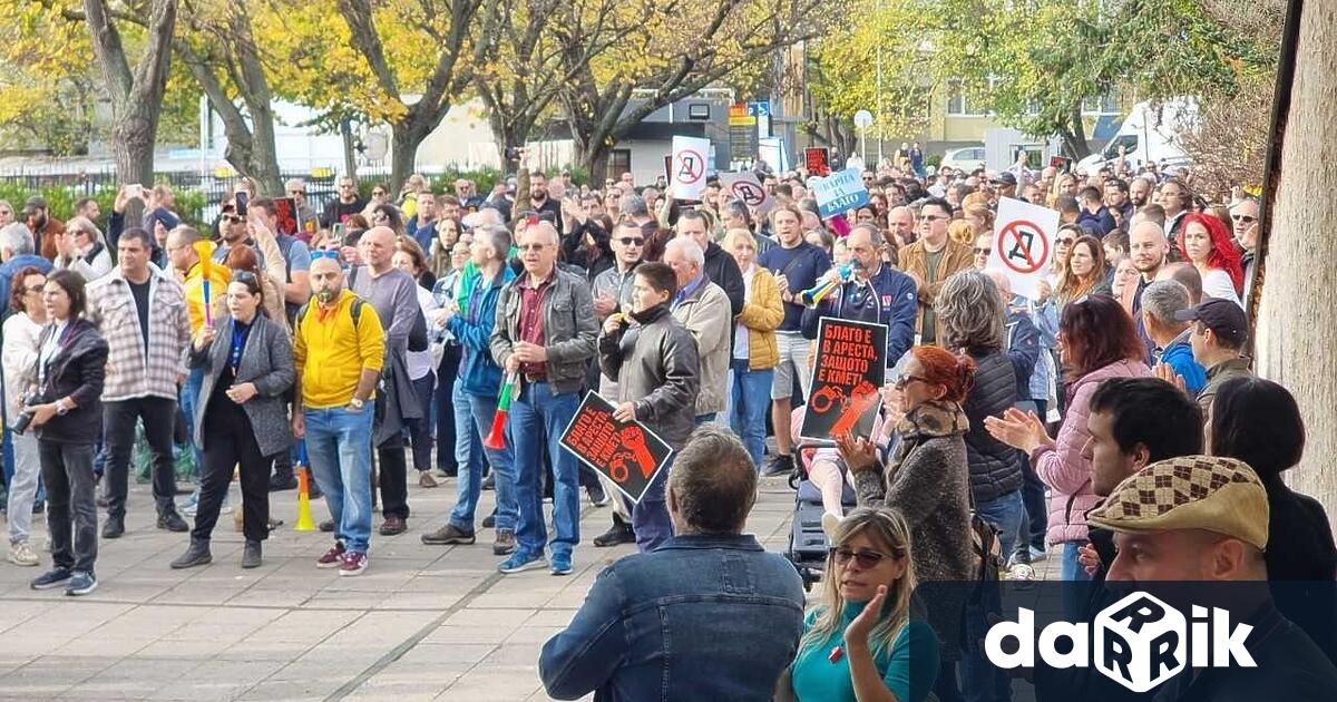 Варненци отново излязоха на протест в защита на задържания кмет