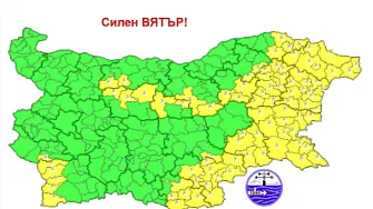 Жълт код за вятър в 16 области от страната