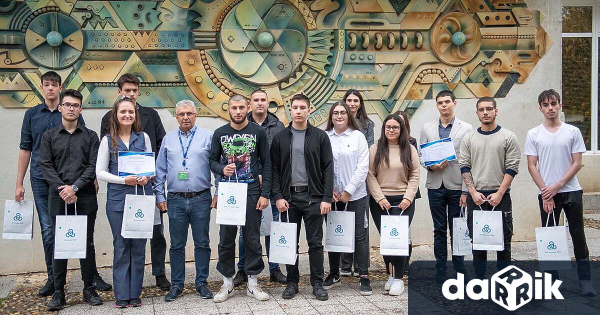 През месец ноември към стипендиантската програма на АЕЦ Козлодуй се