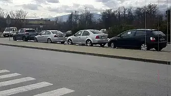 С блокада на моста „ Чавдар “ в столицата днес ще продължат започналите протести срещу новите условия за паркиране в София