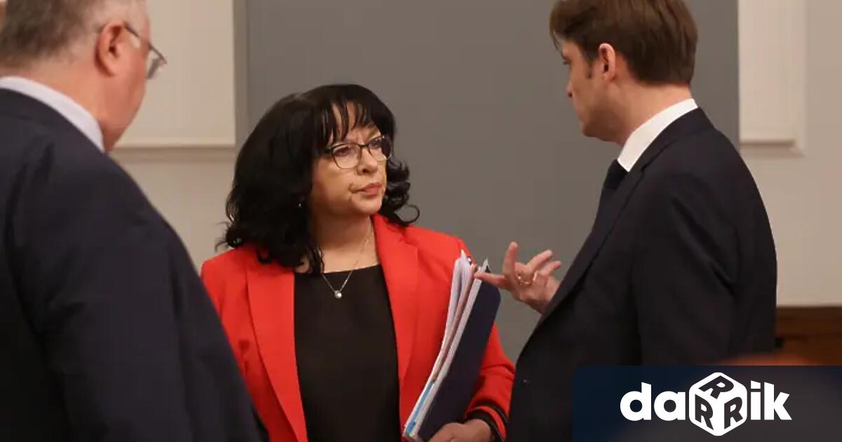 Съветът за съвместно управление се събира извънредно в 12 ч