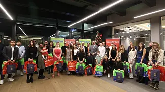 МВР организира традиционното си коледно тържество за деца на загинали и пострадали полицаи и пожарникари