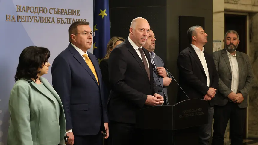 Желязков: Ще преразгледаме заплати, осигуровки и данък дивидент