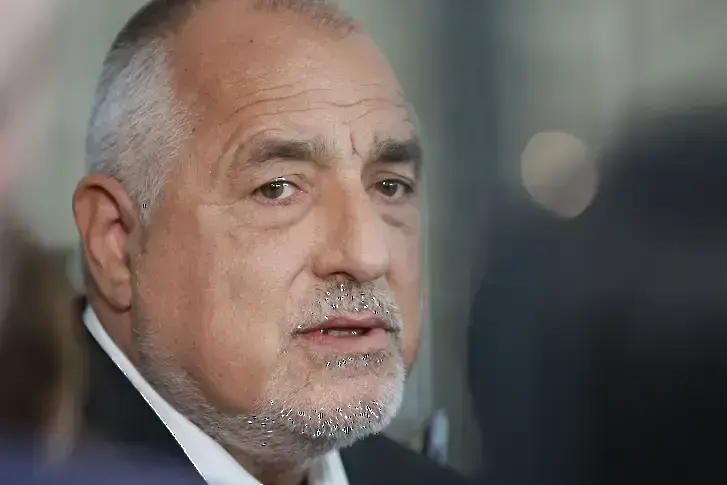 Борисов: 44 млрд. лв. през телефончетата или в казина са чукани за хазарт, само си представете!