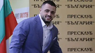 Официално: Карлос Насар подписа договор и ще вдига за България!