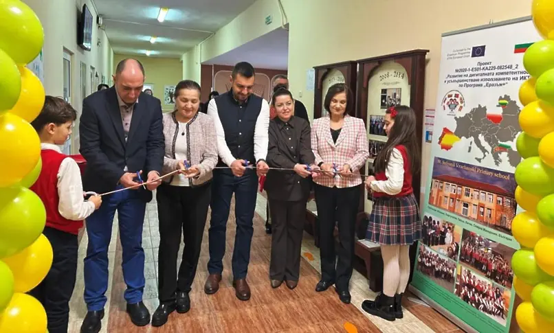 Нов СТЕМ център  откриха във врачанското НУ „Св. Софроний Врачански“ 