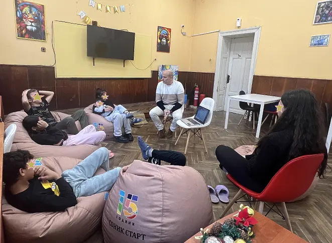 „Да говорим за бъдещето“ - работа с деца от ЦНСТ в Левски