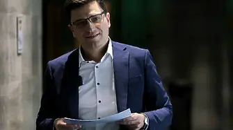 Венко Сабрутев: Всяко българско семейство ще купи един чисто нов айфон на Борисов и Пеевски благодарение на този държавен бюджет