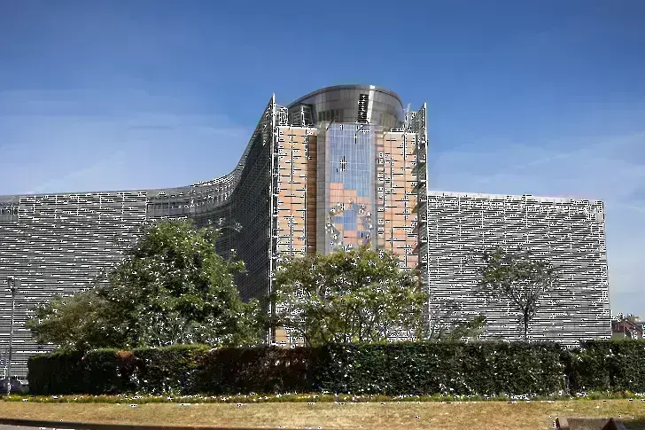 Европейската комисия одобри плащане от 1,6 млрд. евро по ПВУ за България