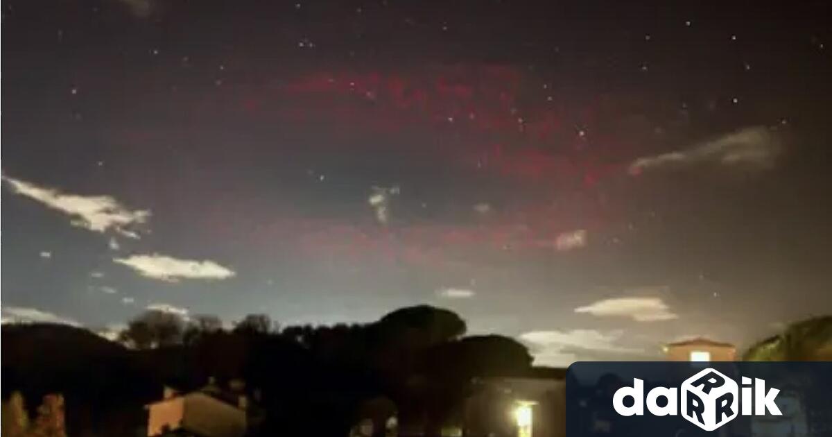 Учени съобщават за второ поредно появяване на необичаен червен светлинен