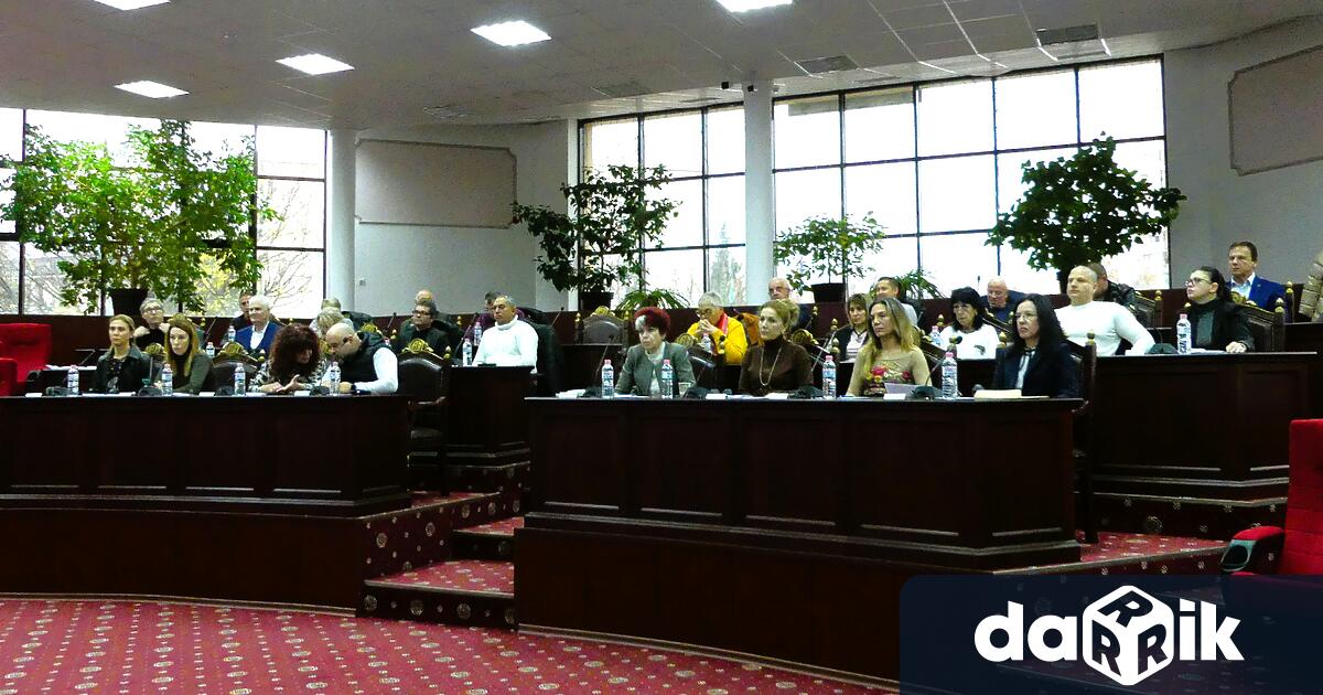 Общинският съвет на Нова Загора одобри изменения и допълнения в