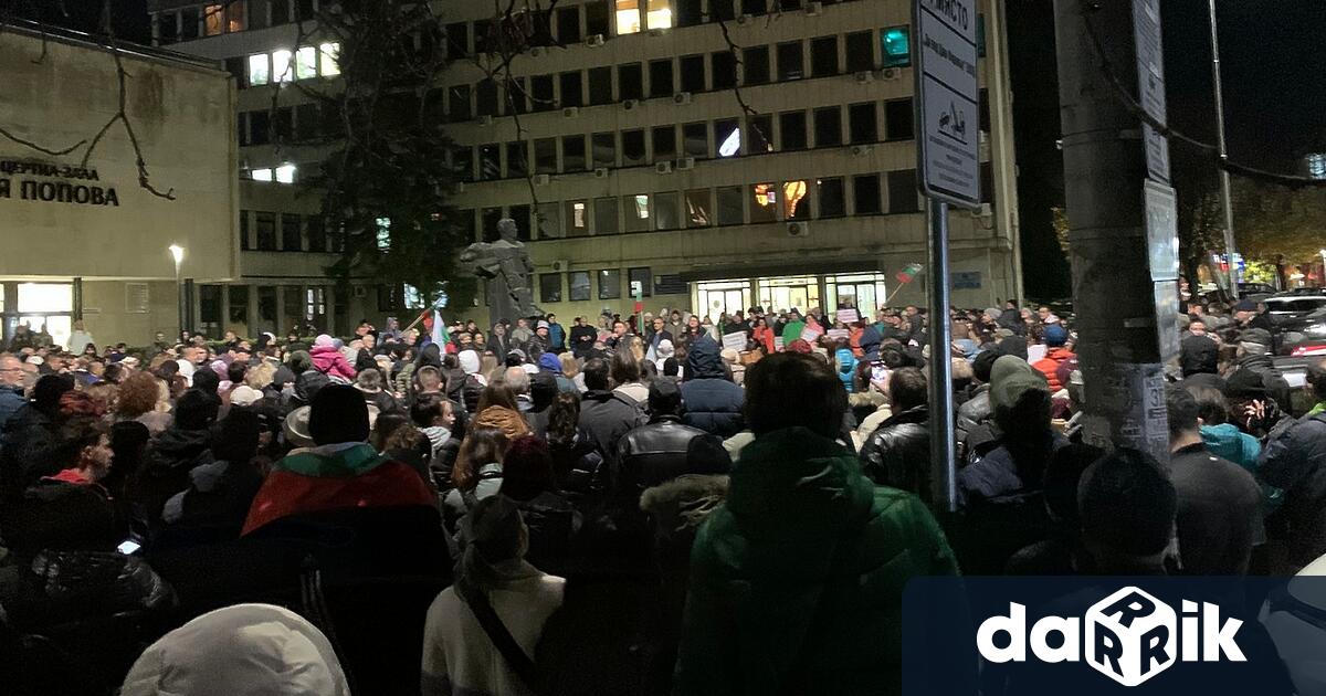 На 1 декември като част от националния протест който се