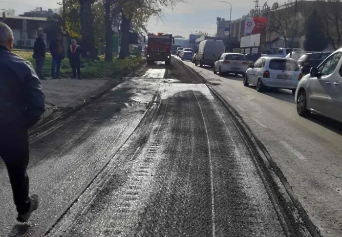 За подмяна на асфалтовата настилка подготвят участък от ул. „Българска авиация“