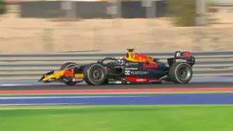 Никола Цолов дебютира във Формула 2