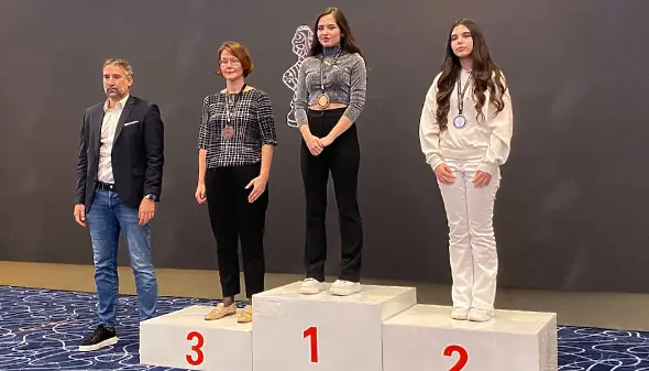 Българката Белослава Кръстева е европейска шампионка по ускорен шахмат