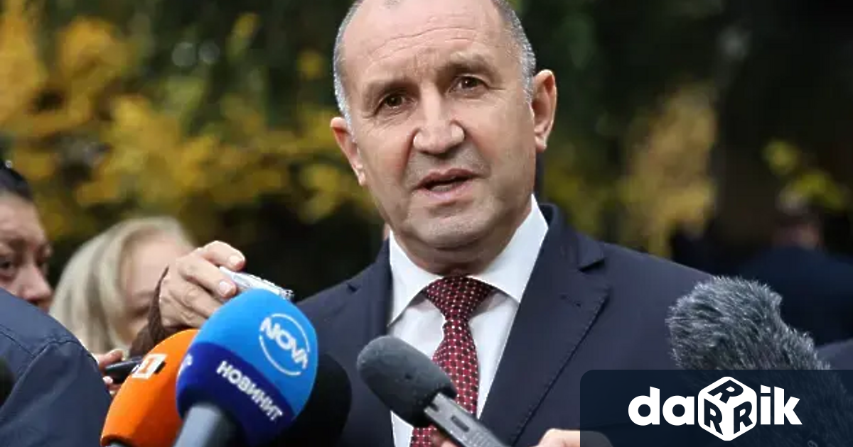 Президентът на България Румен Радев излезе поиска оставката на правителството