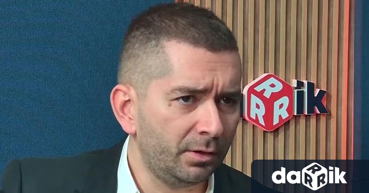 Политологът Слави Василев бе специален гост в Денят на Дарик