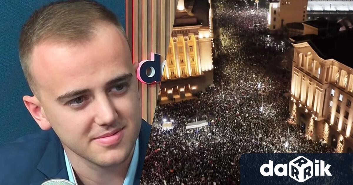 Един от най активните млади протестиращи Андрей Димитров бе специален гост