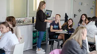 Как български инструмент помага на учители и ученици да оценят и развиват дигиталните си умения?