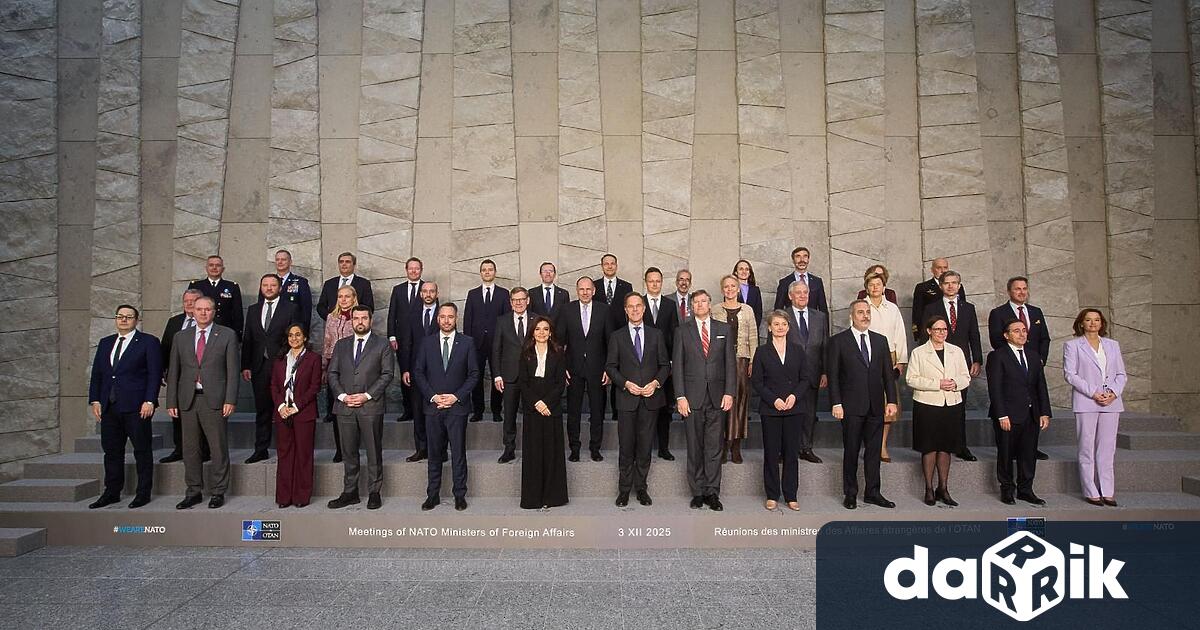 Външните министри на НАТО обсъдихав Брюксел сигурносттаи стъпките за повишаване