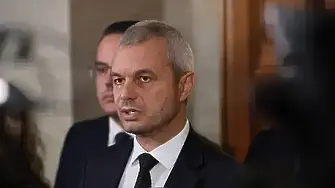 От Възраждане поискаха президента да свика консултативен съвет по национална сигурност за бюджета и влизането в еврозоната