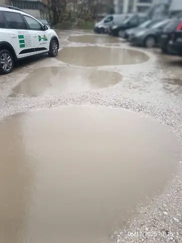 Основен булевард в „Южен“ отново е под вода – жителите на района питат: "Докога"