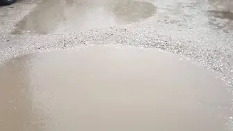 Основен булевард в „Южен“ отново е под вода – жителите на района питат: "Докога"