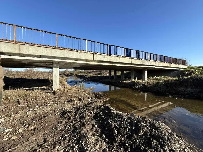 Асеновград чисти отводнителните канали срещу наводнения