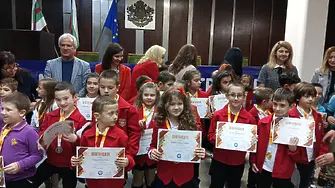 Ученици от Сливен завоюваха общо 116 медала от международното състезание „Математика без граници“ 