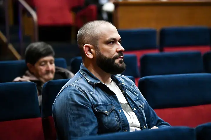 Режисьорът Николай Василев: Само личността може да запали и да води