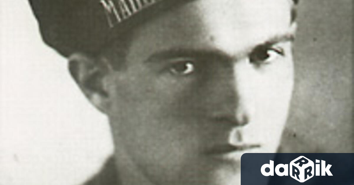 Никола Йонков Вапцаров 1909– 1942 ебългарскипоет чието творчество е предимно със