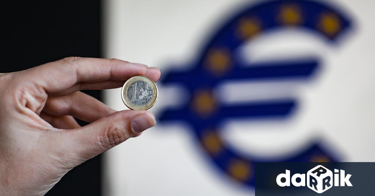 Собменни курсове на ръба на закона чейндж бюрата опитват да