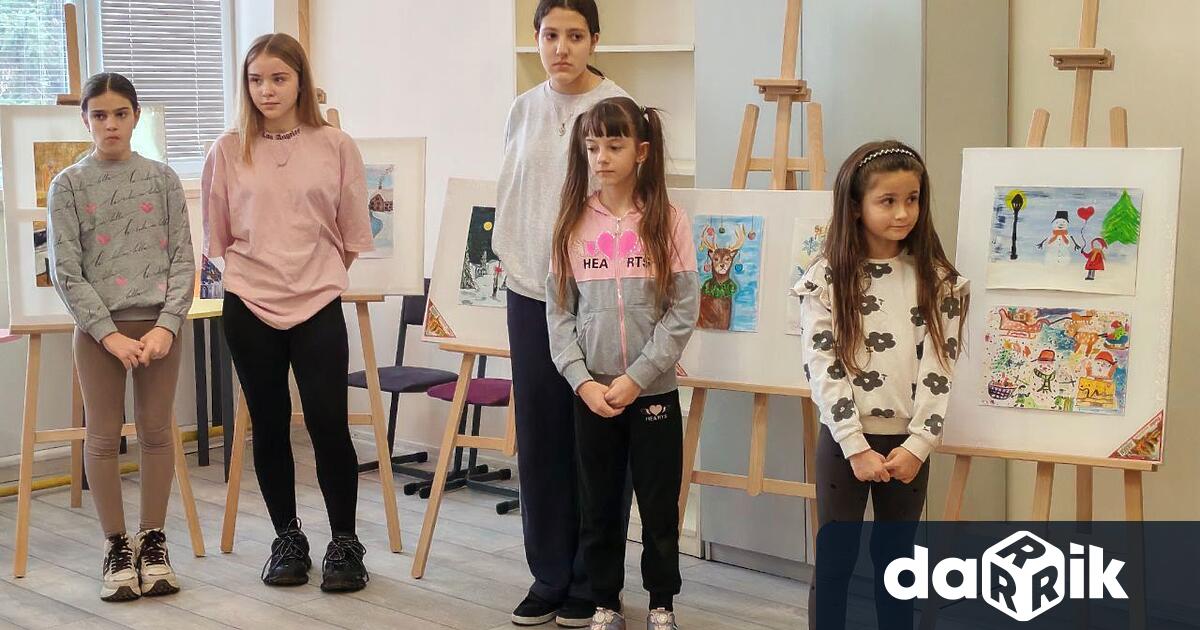 Наградиха призьорите в традиционния конкурс за детска рисунка Нарисувай коледна