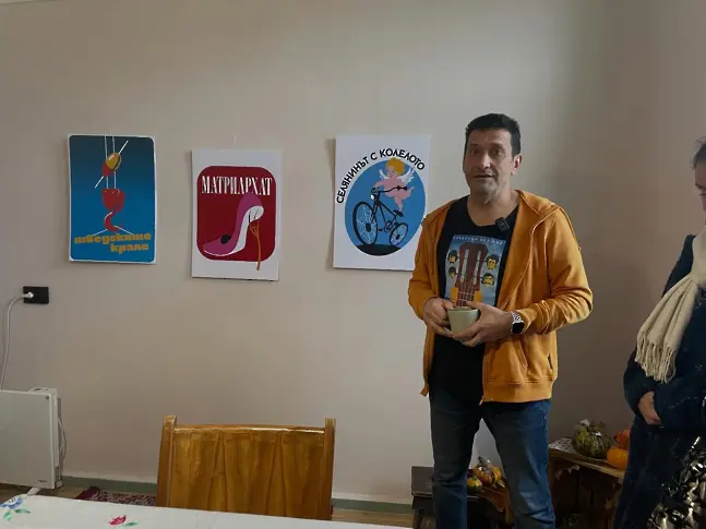 Изложба "Оставаме" във Враца припомни Людмил Кирков