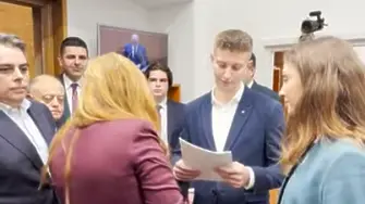 ПП-ДБ: Gen Z внесе вота на недоверие в парламента (ВИДЕО)