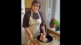 Корнелия Нинова разкри тайната на пълнения шаран навръх Никулден (ВИДЕО)