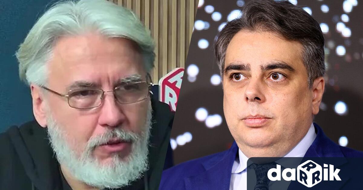 Преподавателят по политически комуникации проф Росен Стоянов бе специален гост