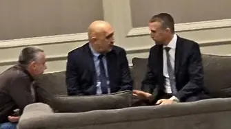 ДБ: Пеевски е в паника, подготвя контрапротест в хотел „Астория“ (СНИМКИ)