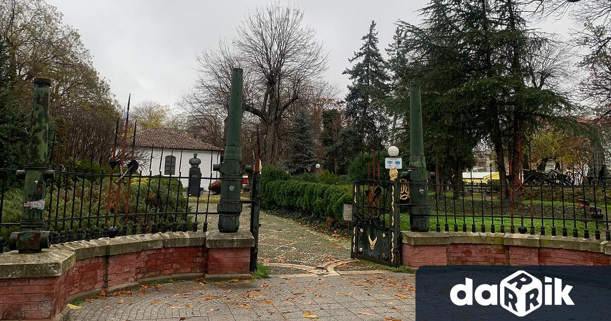 В неделя времето ще бъде облачно Валежите ще спират Превалявания