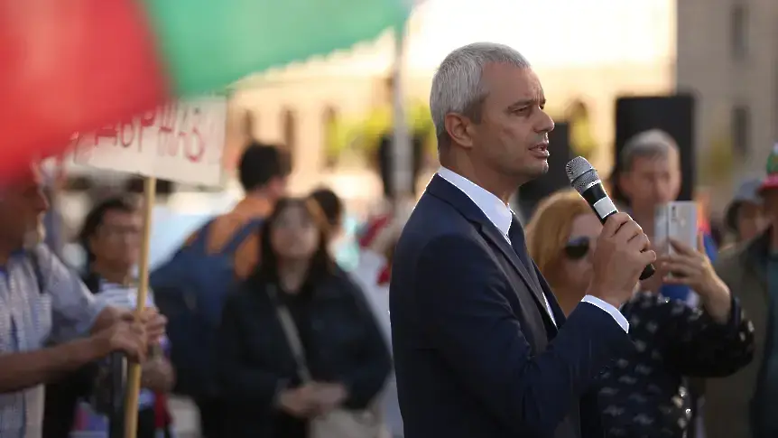 Костадинов: Българският народ показа на управляващите, че не могат да се гаврят повече с него
