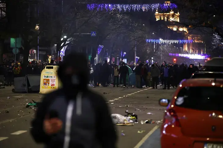 Четирима от задържаните след протеста на 1 декември остават в ареста