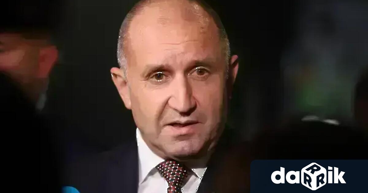 Управляващите изобретиха нов жанр – протест в подкрепа на властта