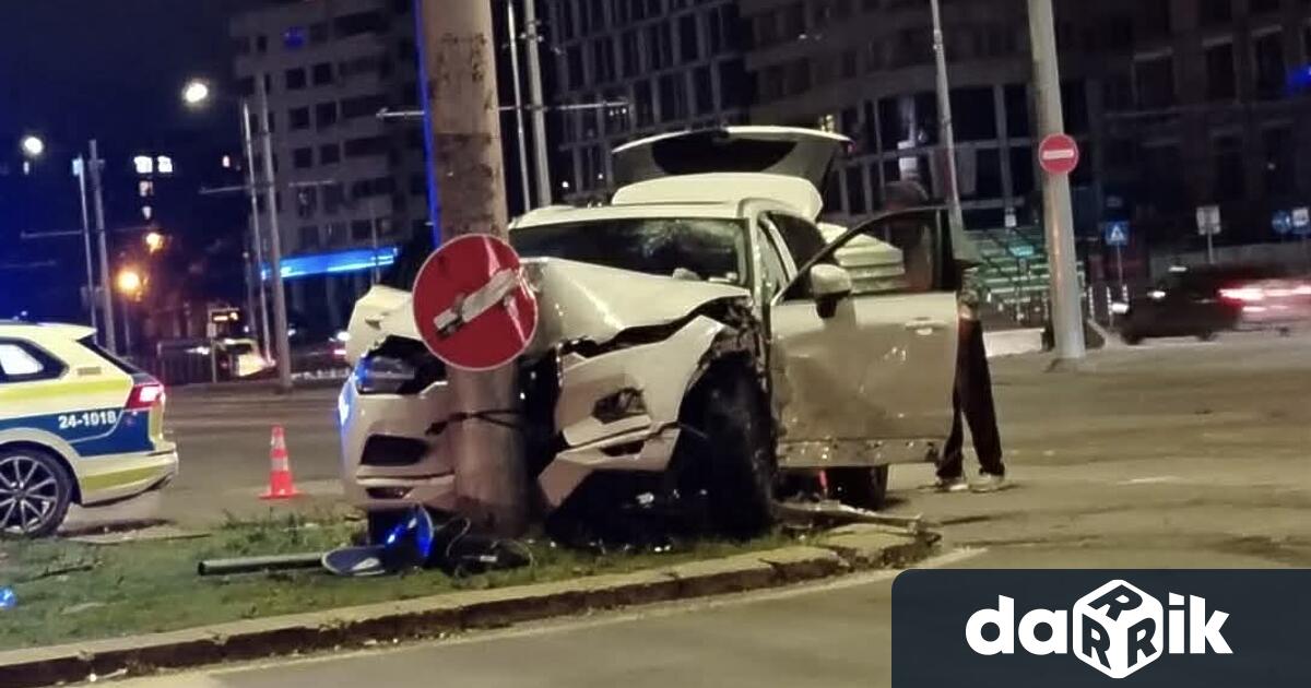 Поредна тежка катастрофа стана в София късно във вторник след