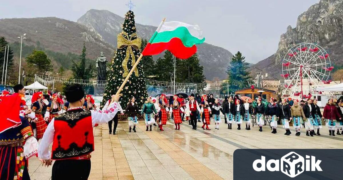 Празникна врачанските вина ракии и мезета започнаднес в11 00 ч