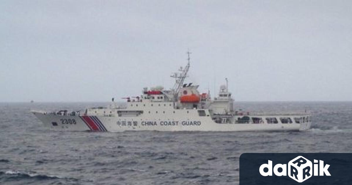 Филипинската брегова охрана днес съобщи че трима филипински рибари са