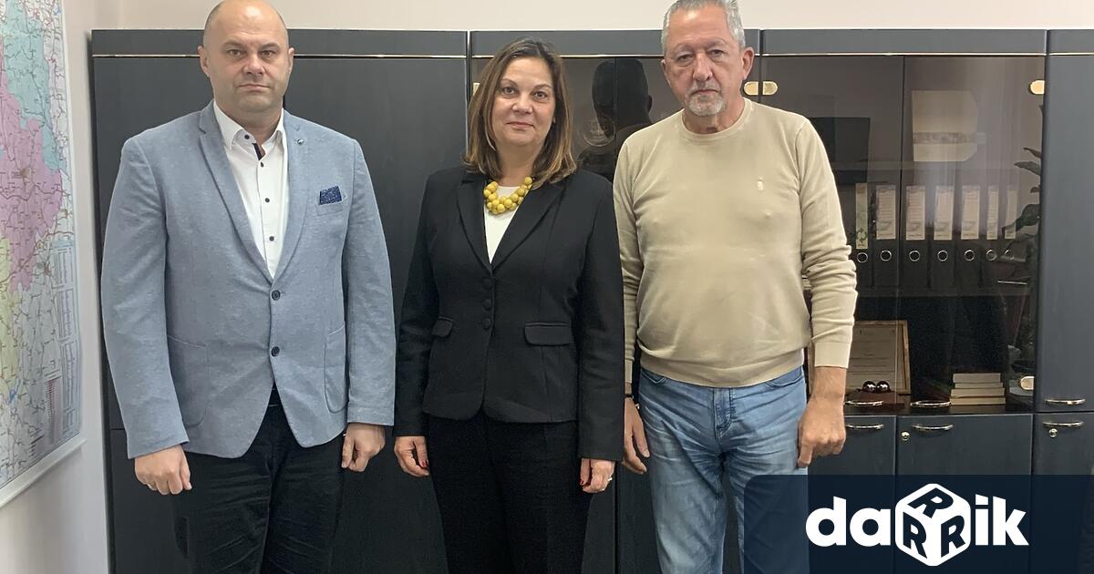 Областният управител Чавдар Божурски се срещна с Калина Трифонова зам